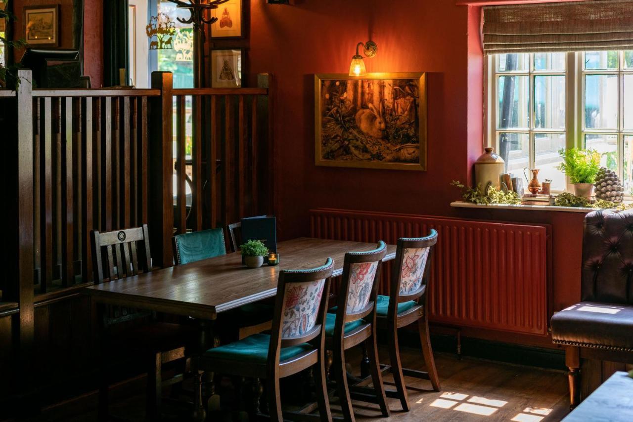 High Corner Inn Godshill  Exteriör bild